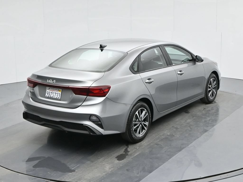 Used 2022 Kia Forte LXS FWD image 35