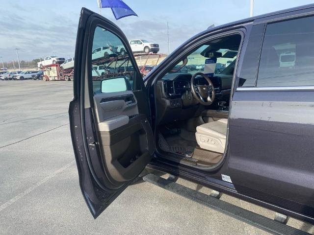Used 2022 Chevrolet Silverado 1500 LTZ image 10