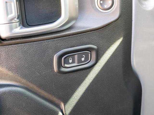 Used 2019 Jeep Wrangler Unlimited Rubicon image 16