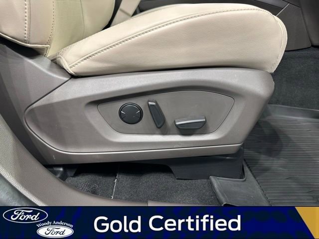 Certified 2022 Ford Explorer Platinum w/ Equipment Group 601A image 32