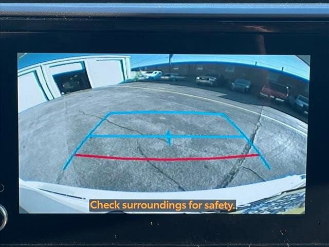 Used 2024 Toyota Highlander XLE image 22