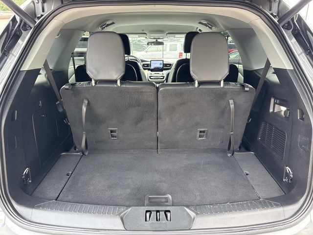 Certified 2023 Ford Explorer XLT w/ Equipment Group 202A AWD/4WD image 13