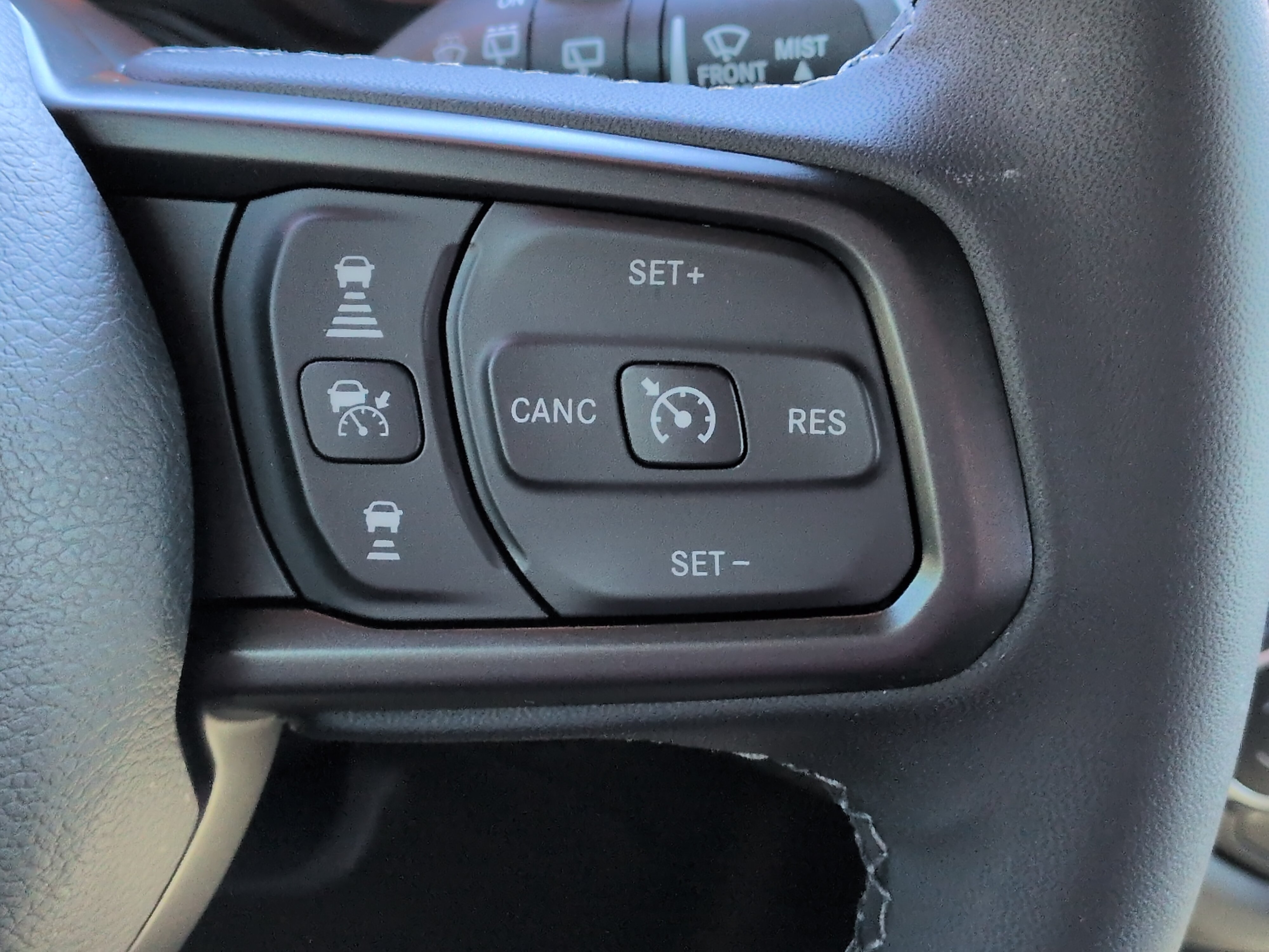 Used 2025 Jeep Wrangler Unlimited Rubicon AWD/4WD image 24