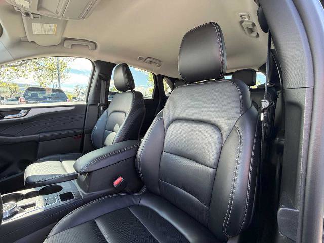 Certified 2025 Ford Escape Platinum AWD/4WD image 11