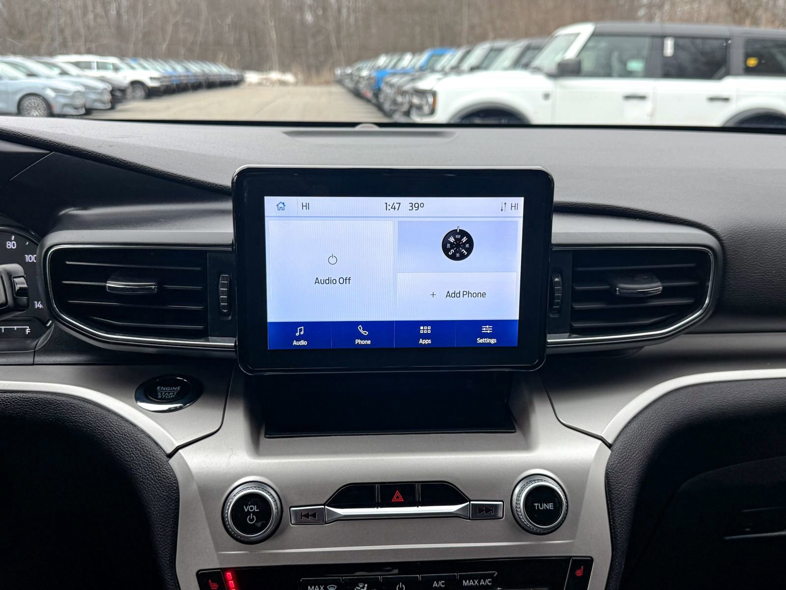 Certified 2022 Ford Explorer XLT w/ Equipment Group 202A image 26