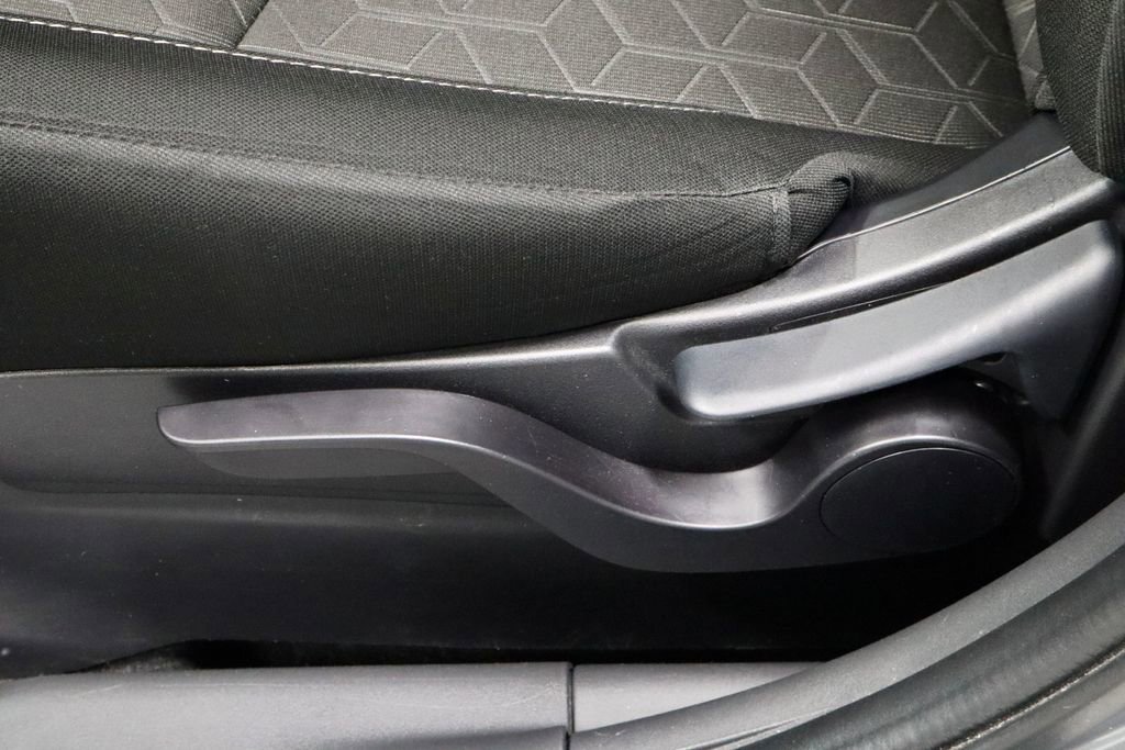 Used 2025 Mitsubishi Outlander Sport ES AWD/4WD image 24