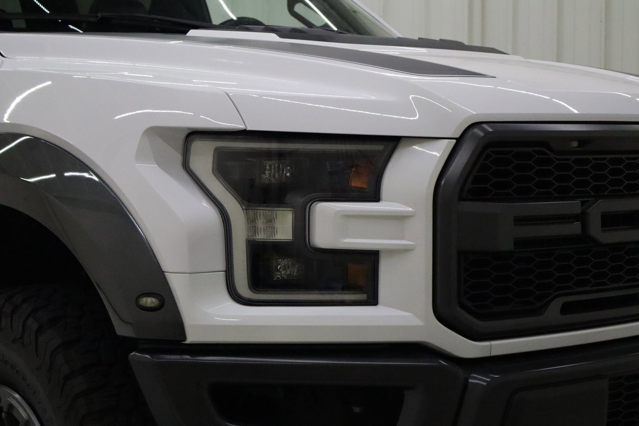 Certified 2020 Ford F150 Raptor w/ Equipment Group 801A Mid image 10