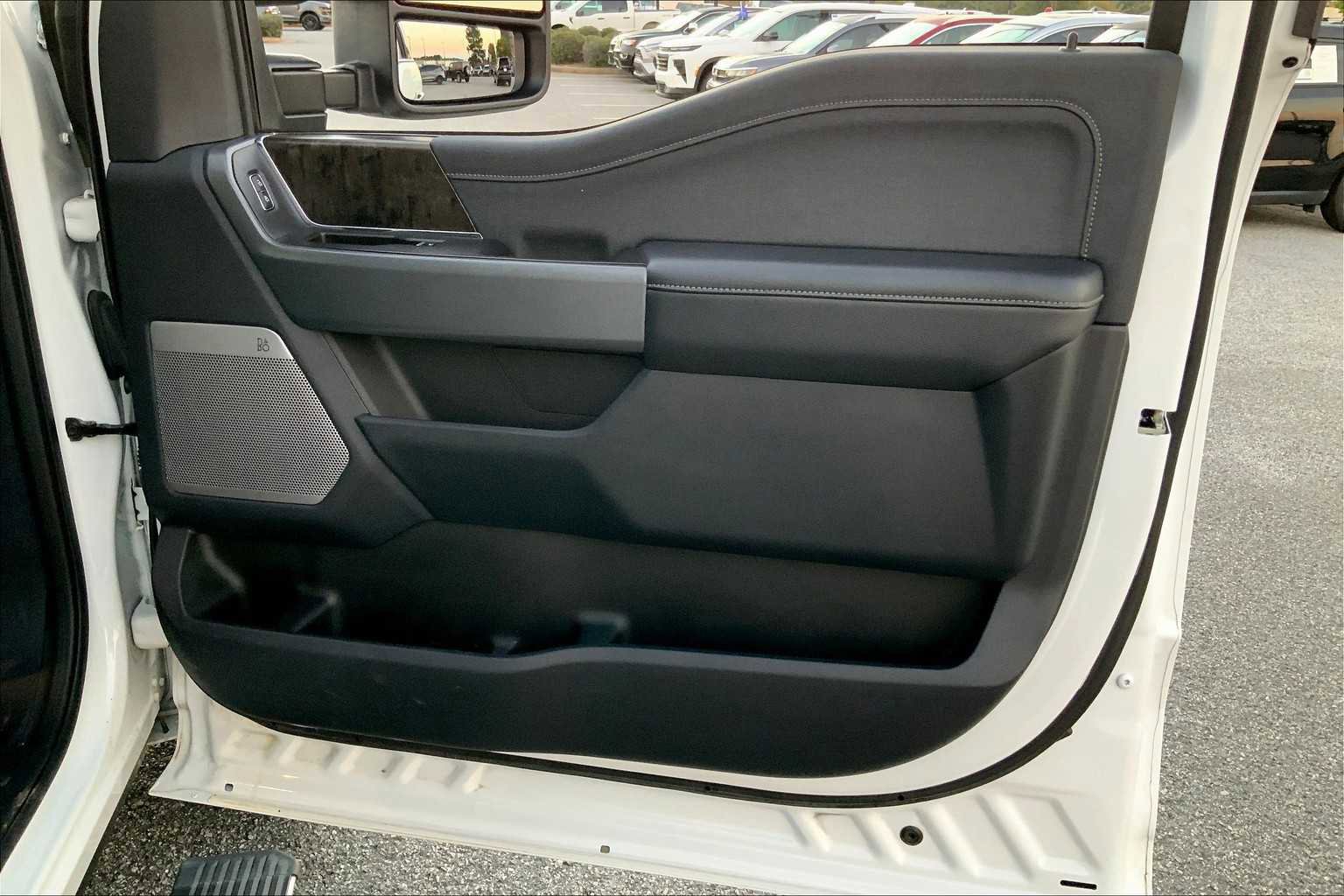 Certified 2024 Ford F250 Lariat w/ Lariat Ultimate Package image 21