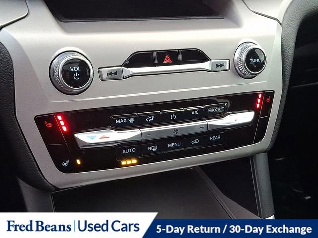 Certified 2022 Ford Explorer XLT w/ Equipment Group 202A image 19