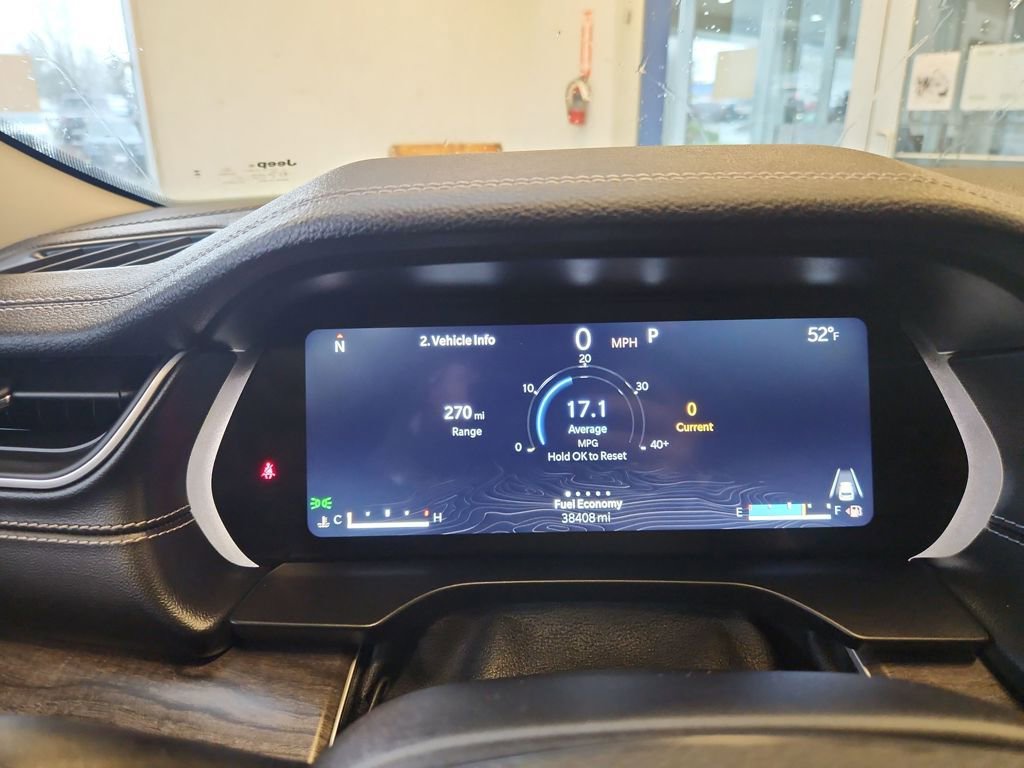 Used 2023 Jeep Grand Cherokee Limited w/ Luxury Tech Group II image 22