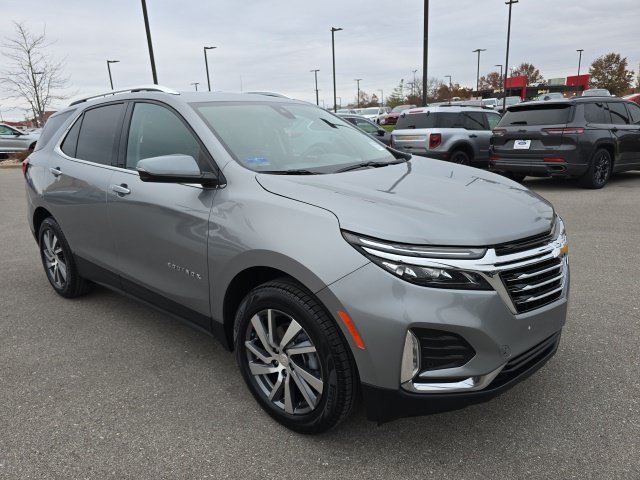Used 2023 Chevrolet Equinox Premier AWD/4WD image 7