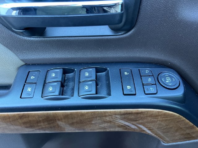 Used 2018 Chevrolet Silverado 2500 LTZ AWD/4WD image 28