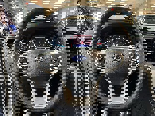 Certified 2023 Ford Explorer XLT w/ Equipment Group 202A image 6