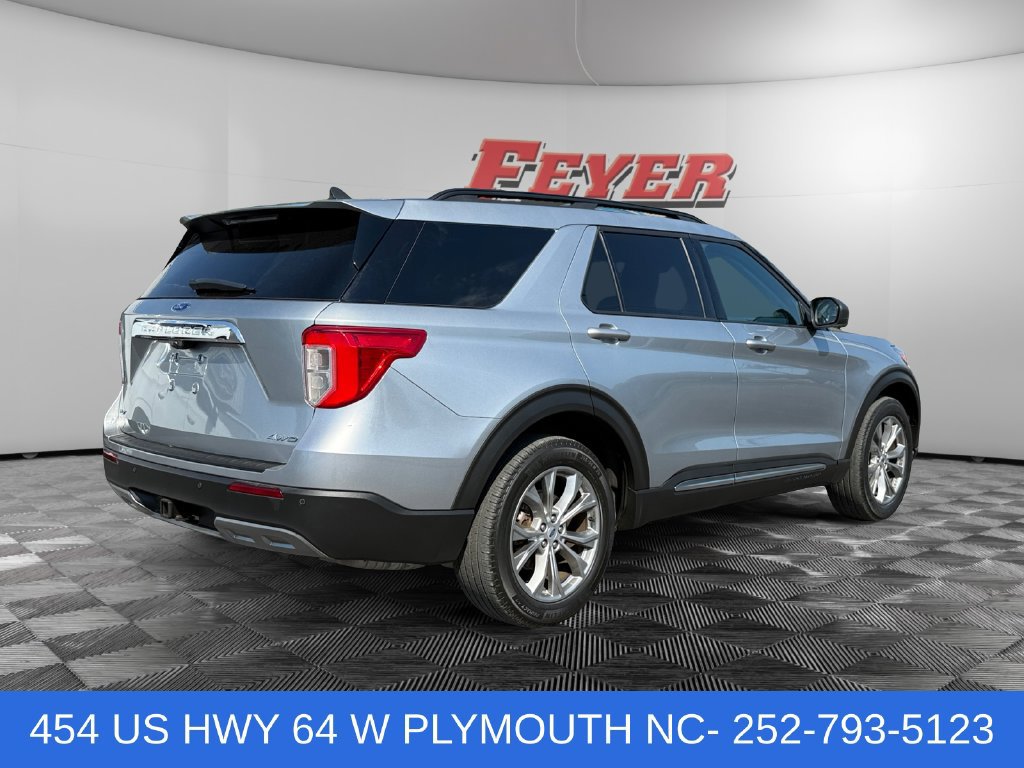 Certified 2023 Ford Explorer XLT w/ Equipment Group 202A AWD/4WD image 5