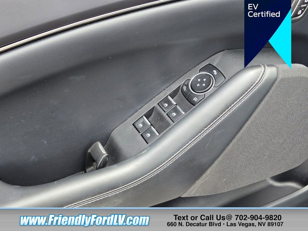 Certified 2024 Ford Mustang Mach-E Select AWD/4WD image 17