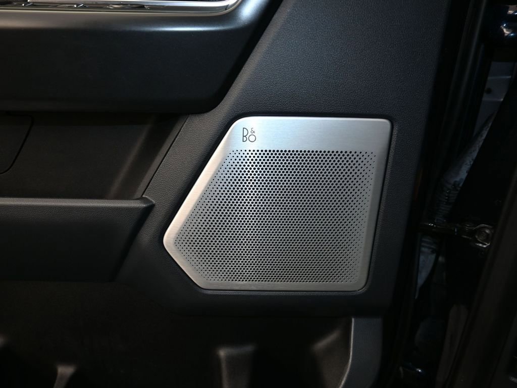 Certified 2022 Ford F150 Raptor w/ Equipment Group 801A High image 30