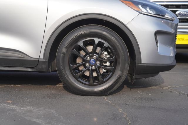 Certified 2021 Ford Escape SE w/ Convenience Package FWD image 4