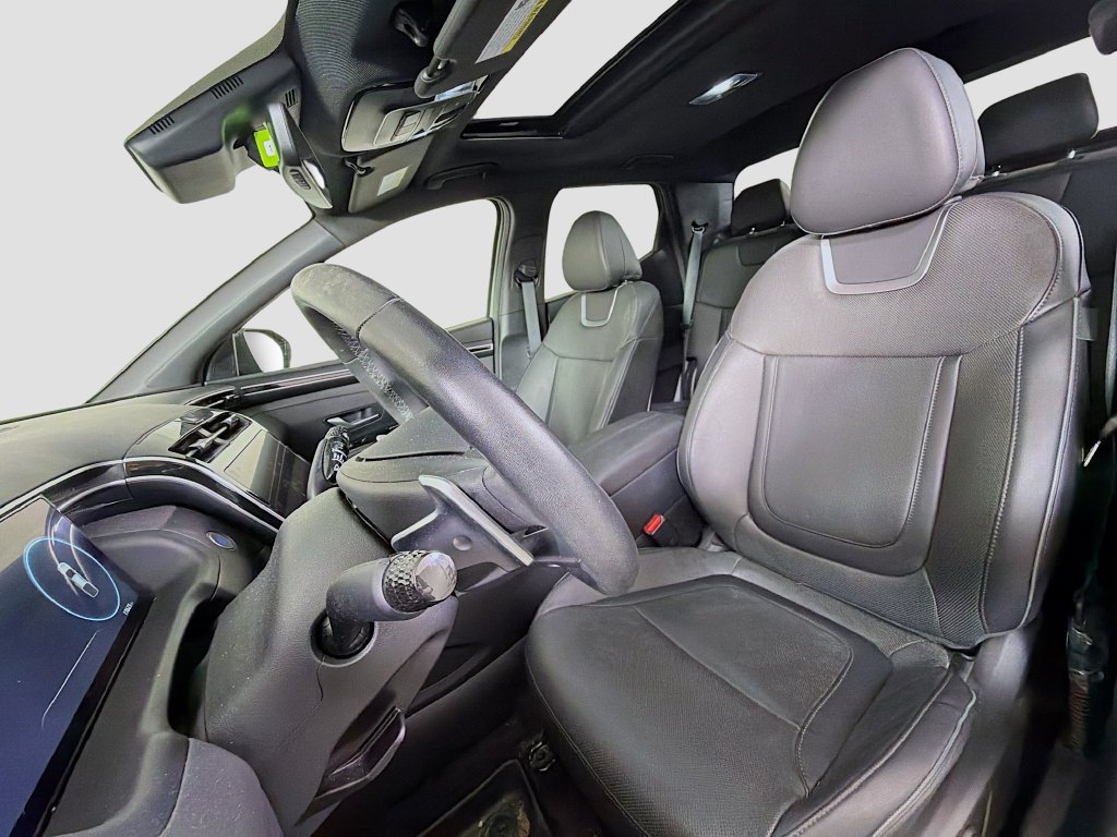 Used 2023 Hyundai Santa Cruz Limited AWD/4WD image 14