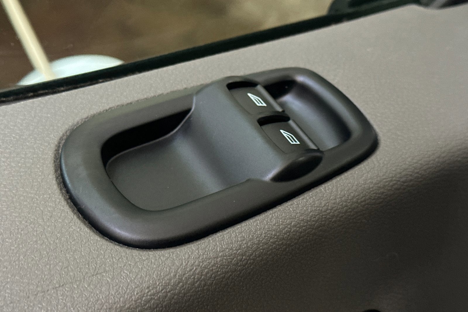 Certified 2023 Ford Transit 250 Medium Roof AWD w/ Load Area Protection Package image 11