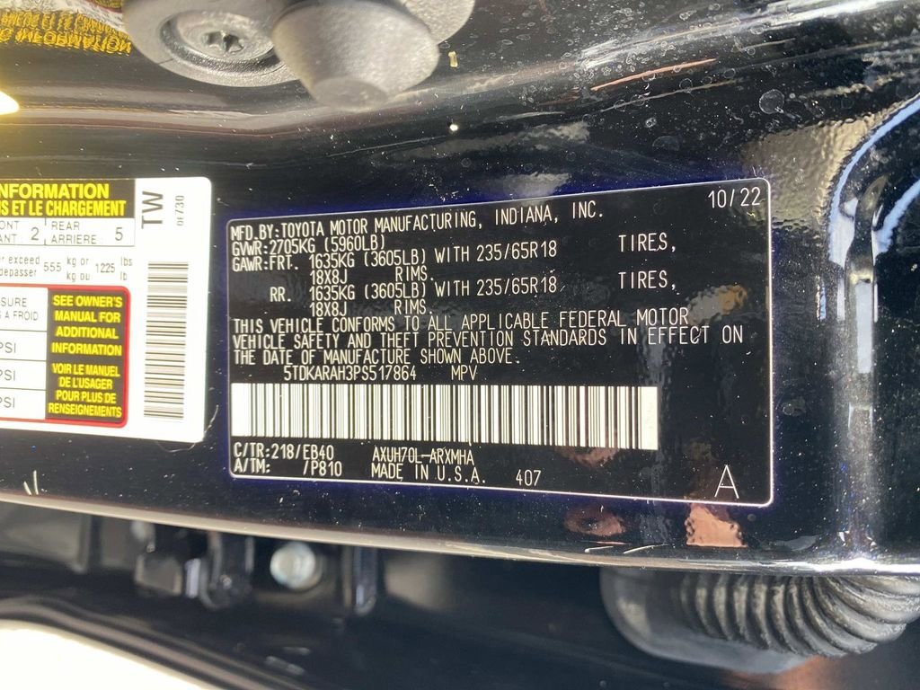 Used 2023 Toyota Highlander XLE FWD image 23