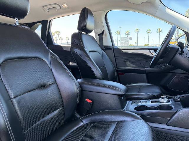 Certified 2022 Ford Escape SEL w/ Technology Package FWD image 26