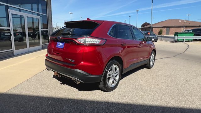Certified 2018 Ford Edge Titanium w/ Equipment Group 301A AWD/4WD image 9