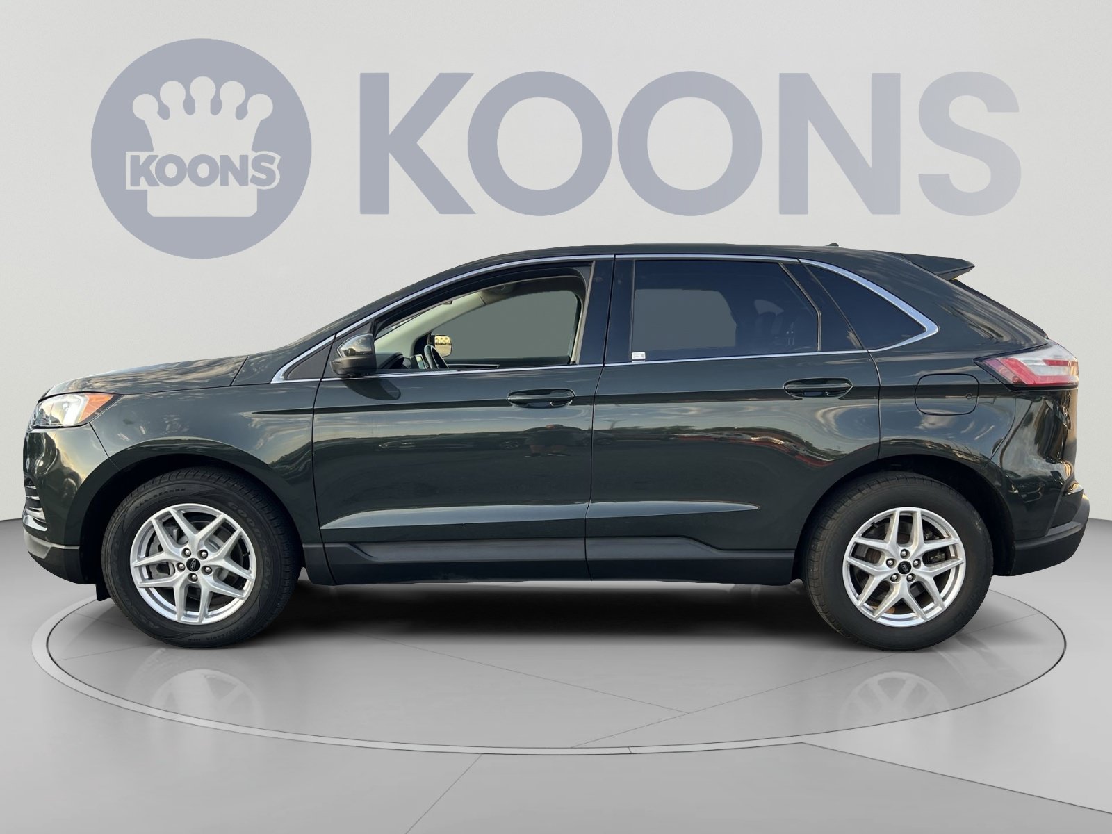 Certified 2024 Ford Edge SEL AWD/4WD image 2