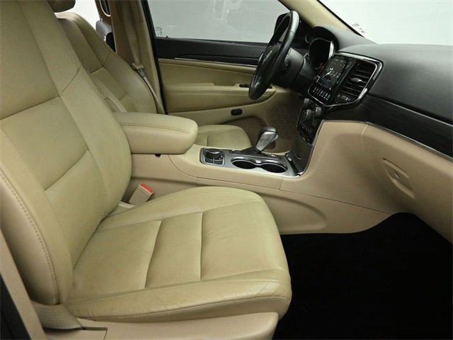 Used 2019 Jeep Grand Cherokee Limited image 42