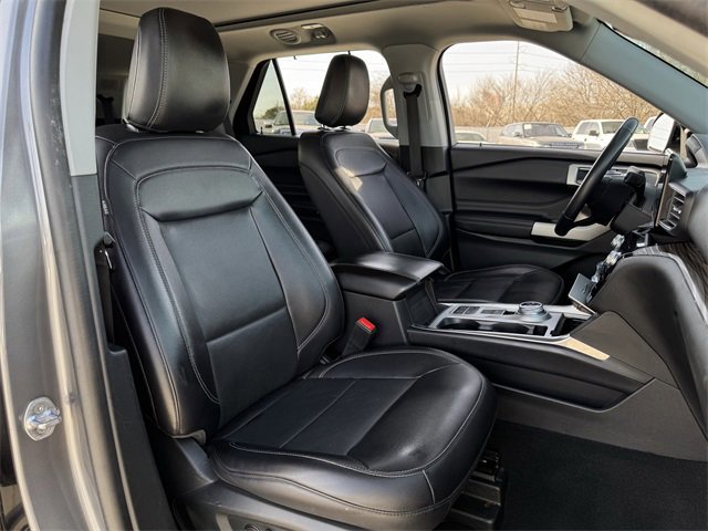 Certified 2021 Ford Explorer Limited w/ Equipment Group 301A image 34