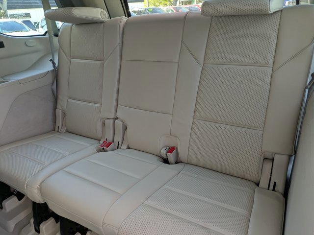 Used 2021 Cadillac Escalade Premium Luxury Platinum image 22