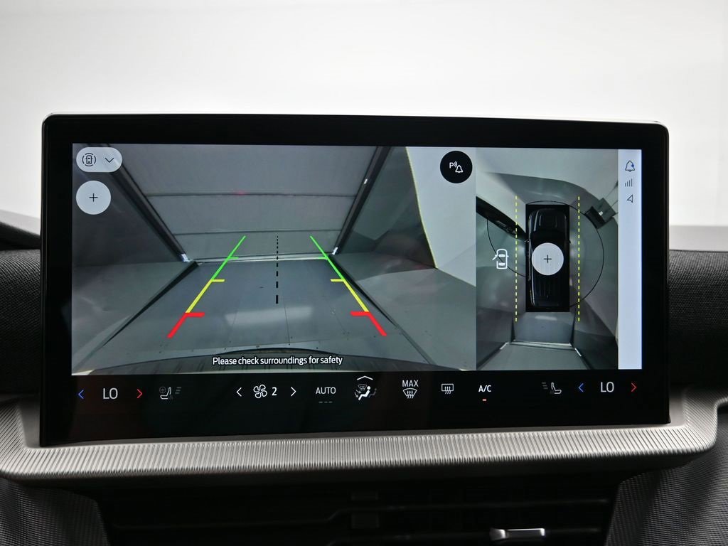 Certified 2025 Ford Explorer ST-Line w/ Premium Package image 33