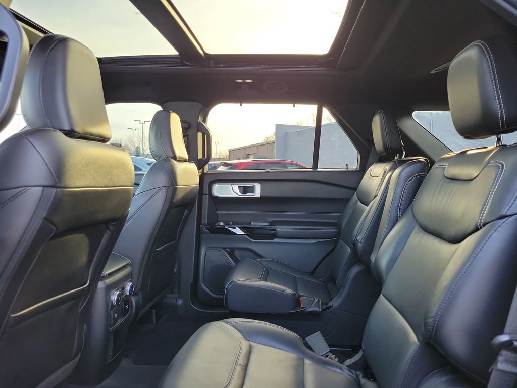 Certified 2021 Ford Explorer ST w/ Equipment Group 401A image 13