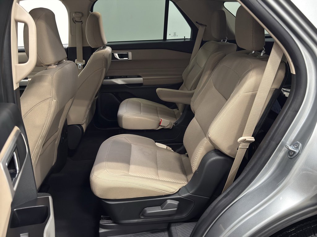 Certified 2022 Ford Explorer XLT w/ Class IV Trailer Tow Package image 26