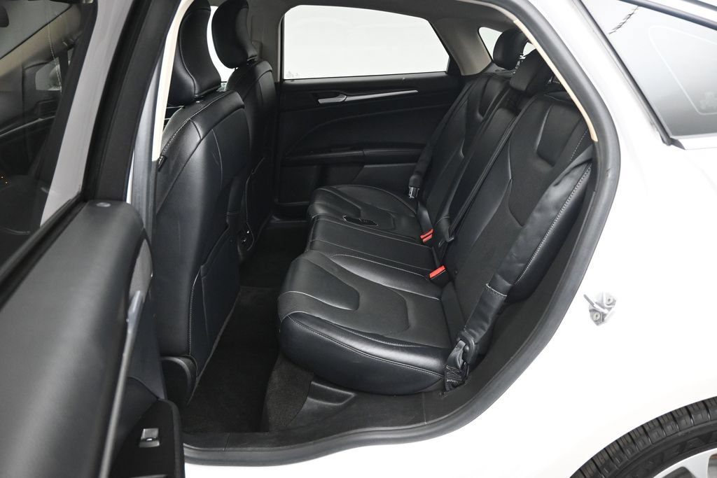Certified 2019 Ford Fusion Energi Titanium FWD image 11