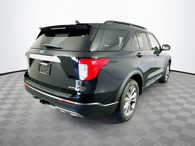 Certified 2023 Ford Explorer XLT w/ Equipment Group 202A AWD/4WD image 12