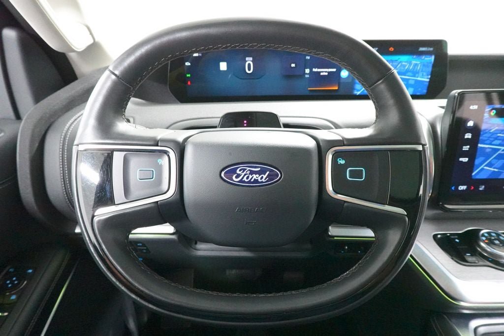 Certified 2025 Ford Expedition Platinum AWD/4WD image 14