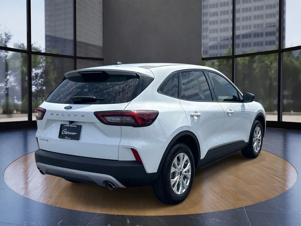 Certified 2025 Ford Escape Active image 3