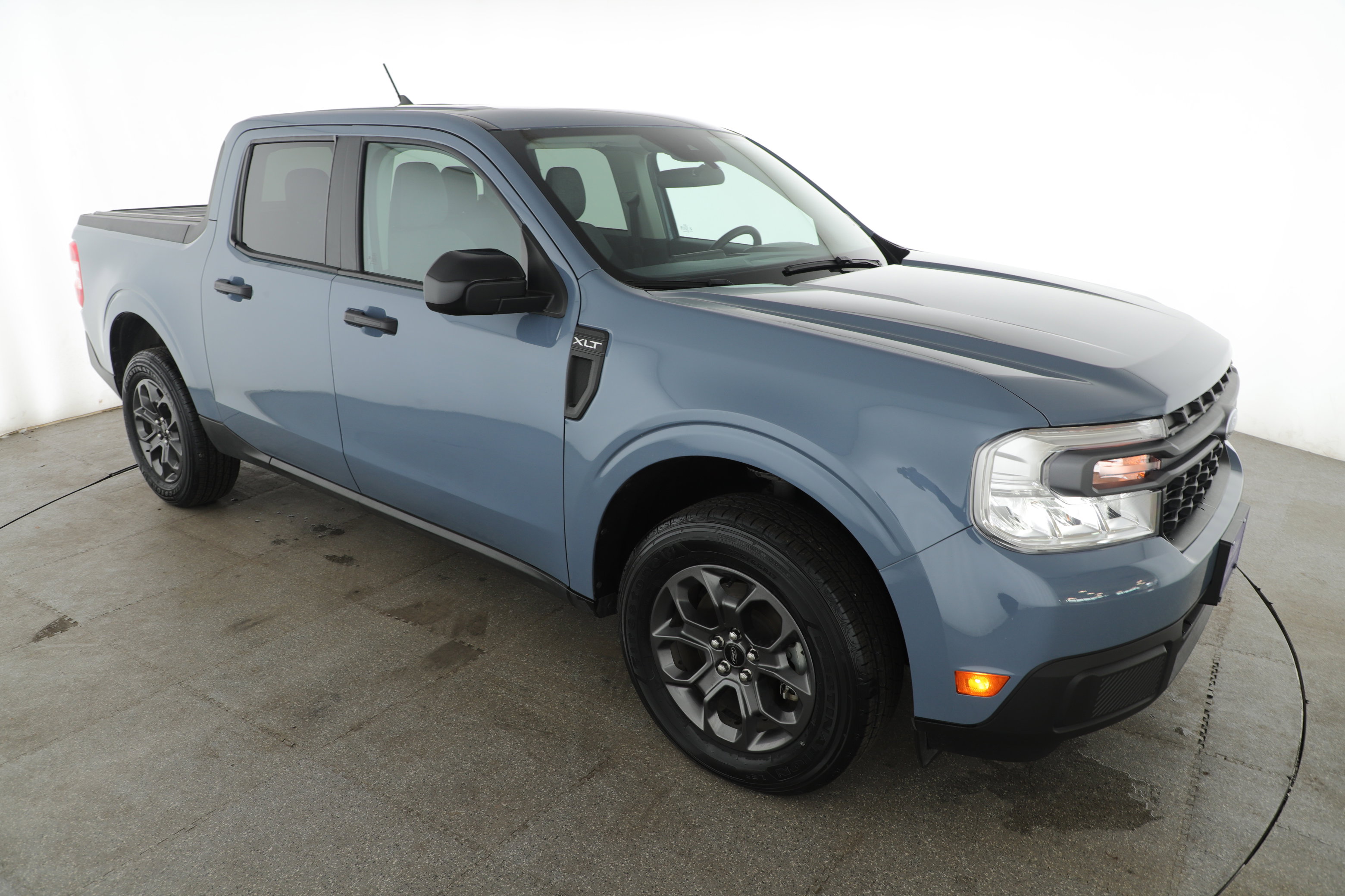 Certified 2024 Ford Maverick XLT w/ XLT Luxury Package FWD image 2