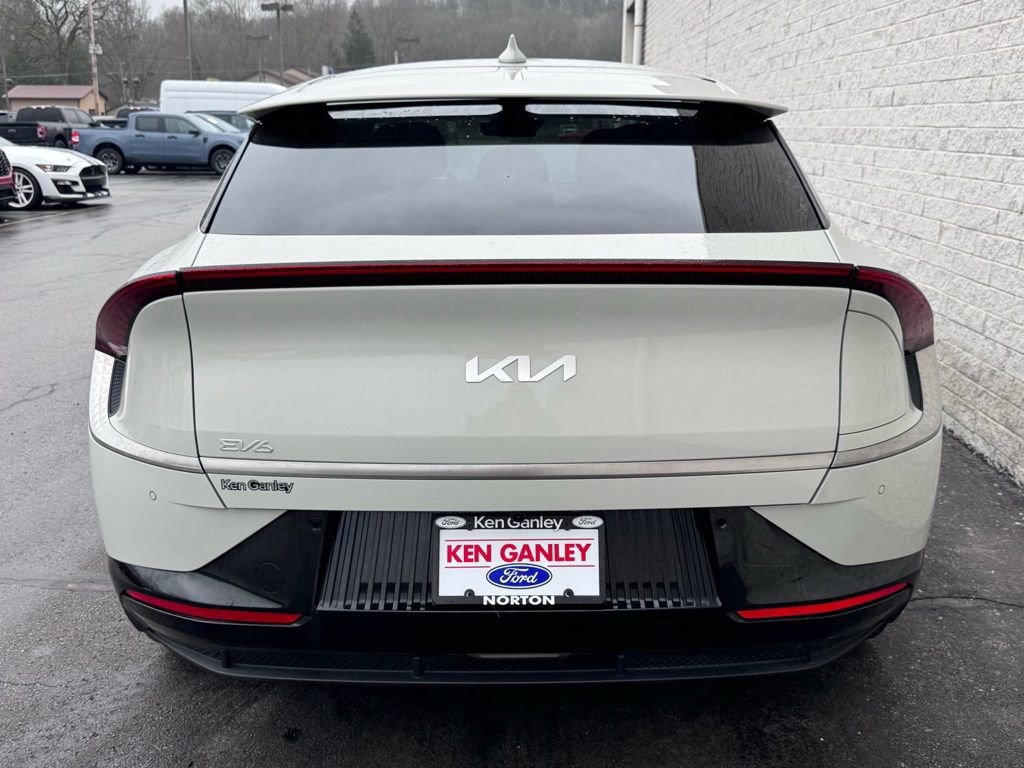 Used 2022 Kia EV6 Wind w/ Wind Technology Package image 4