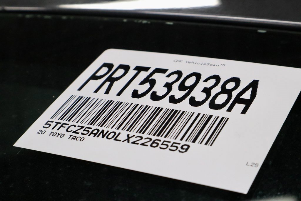 Used 2020 Toyota Tacoma TRD Off-Road image 34