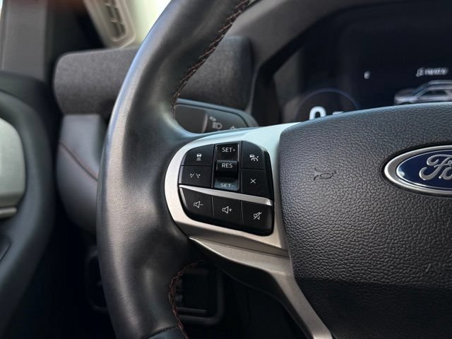 Certified 2025 Ford Explorer Active w/ Active Comfort Package AWD/4WD image 9