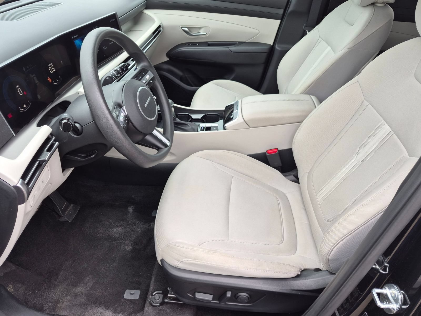 Used 2025 Hyundai Tucson SEL AWD/4WD image 12