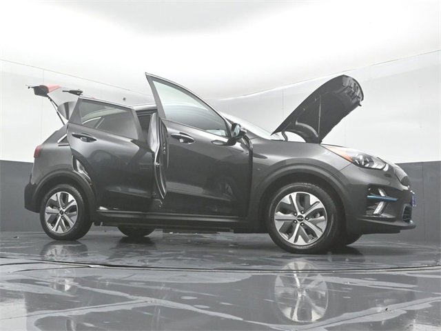 Used 2022 Kia Niro EX image 53