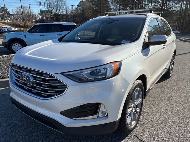 Certified 2019 Ford Edge Titanium image 4
