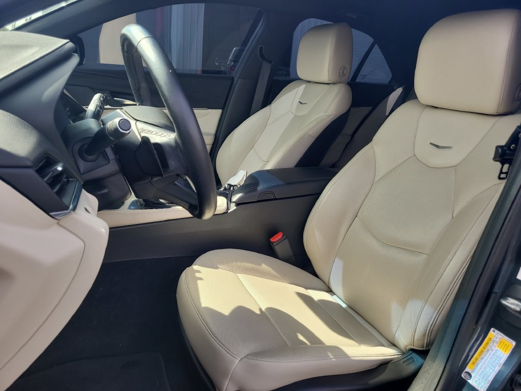 Used 2020 Cadillac CT4 Premium Luxury w/ Climate Package RWD image 16