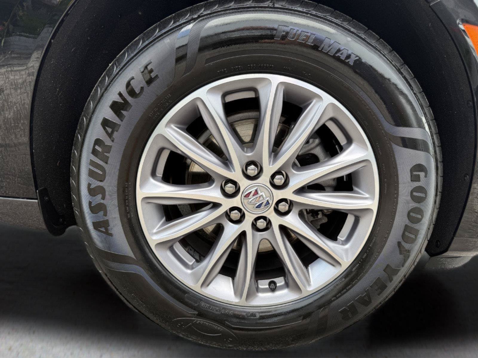Used 2023 Buick Enclave Essence AWD/4WD image 22
