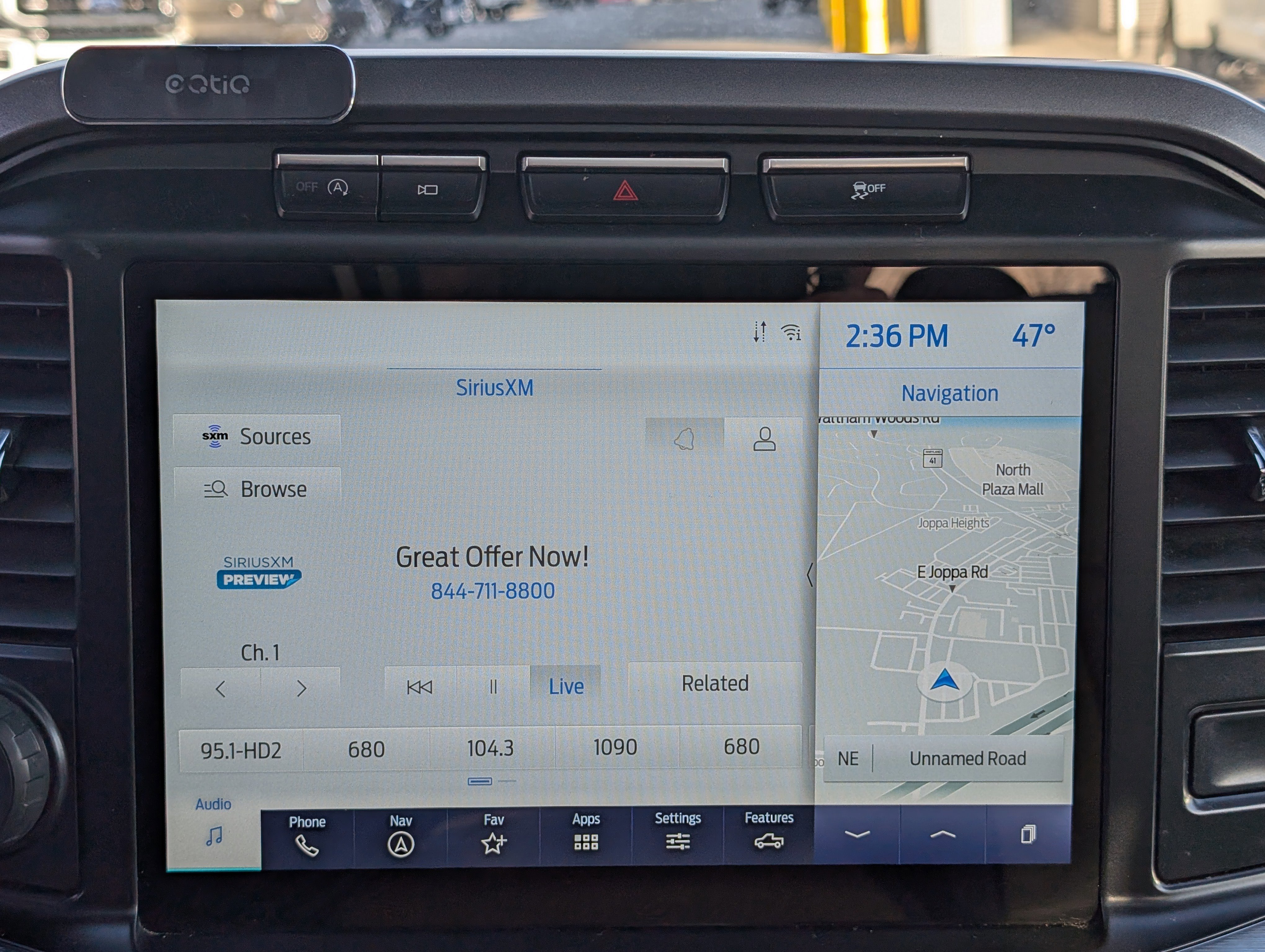 Certified 2021 Ford F150 Lariat w/ Equipment Group 502A High image 31