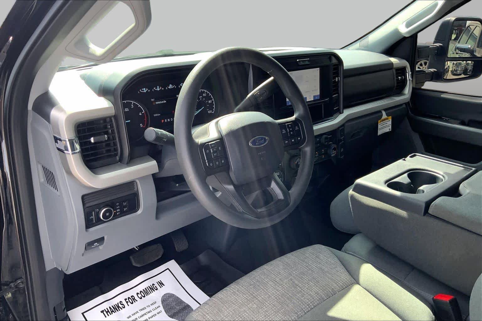 Certified 2025 Ford F250 XLT w/ 360-Degree Camera Package AWD/4WD image 18