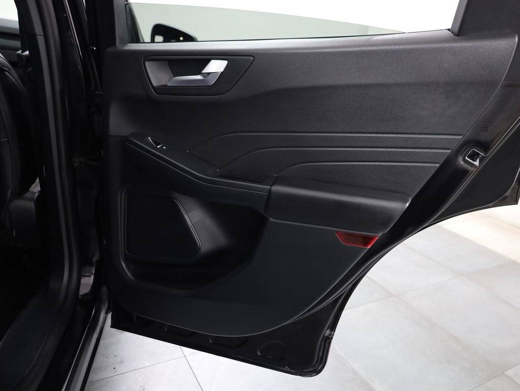 Certified 2025 Ford Escape ST-Line image 26