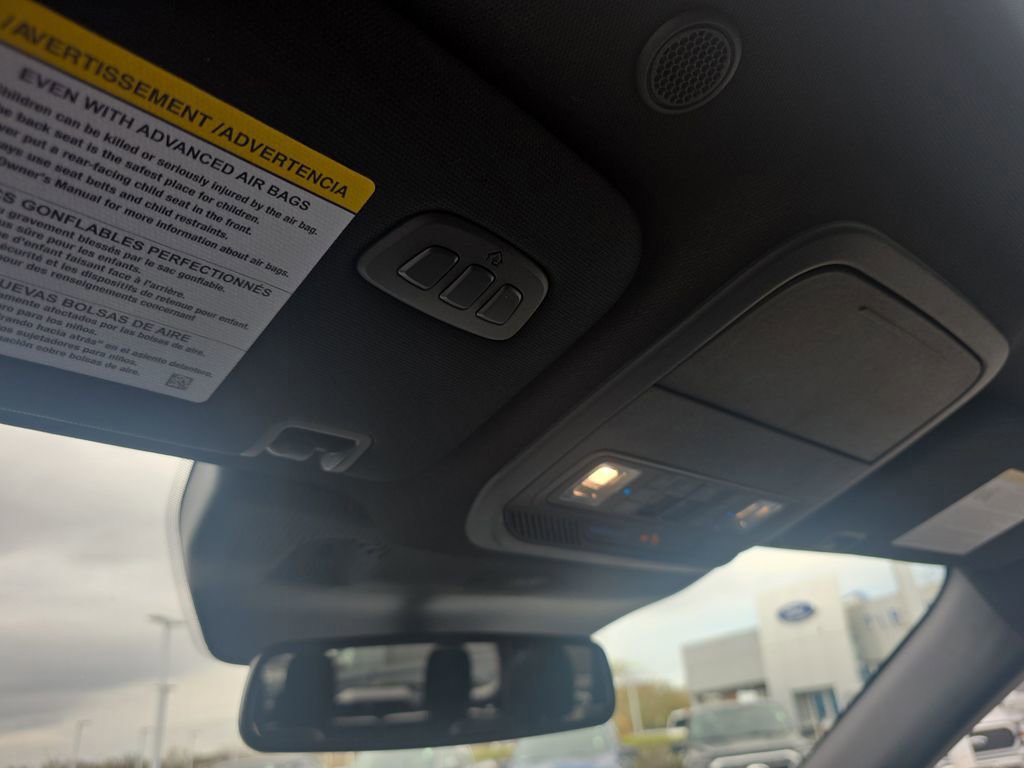 Certified 2025 Ford Explorer ST-Line w/ Premium Package image 40